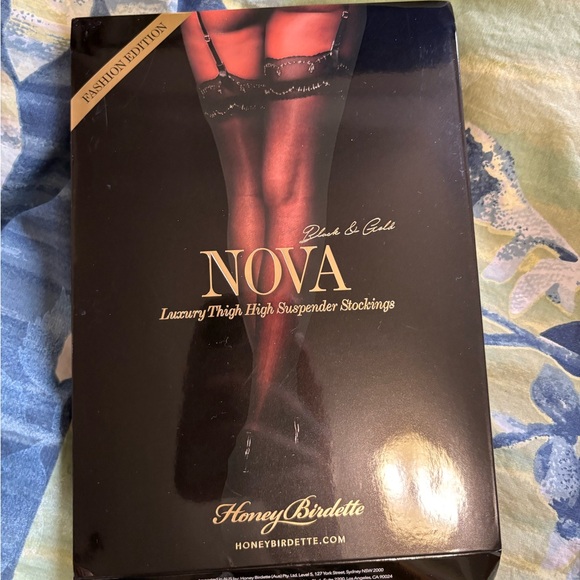 HB Nova Stockings - Picture 2 of 2